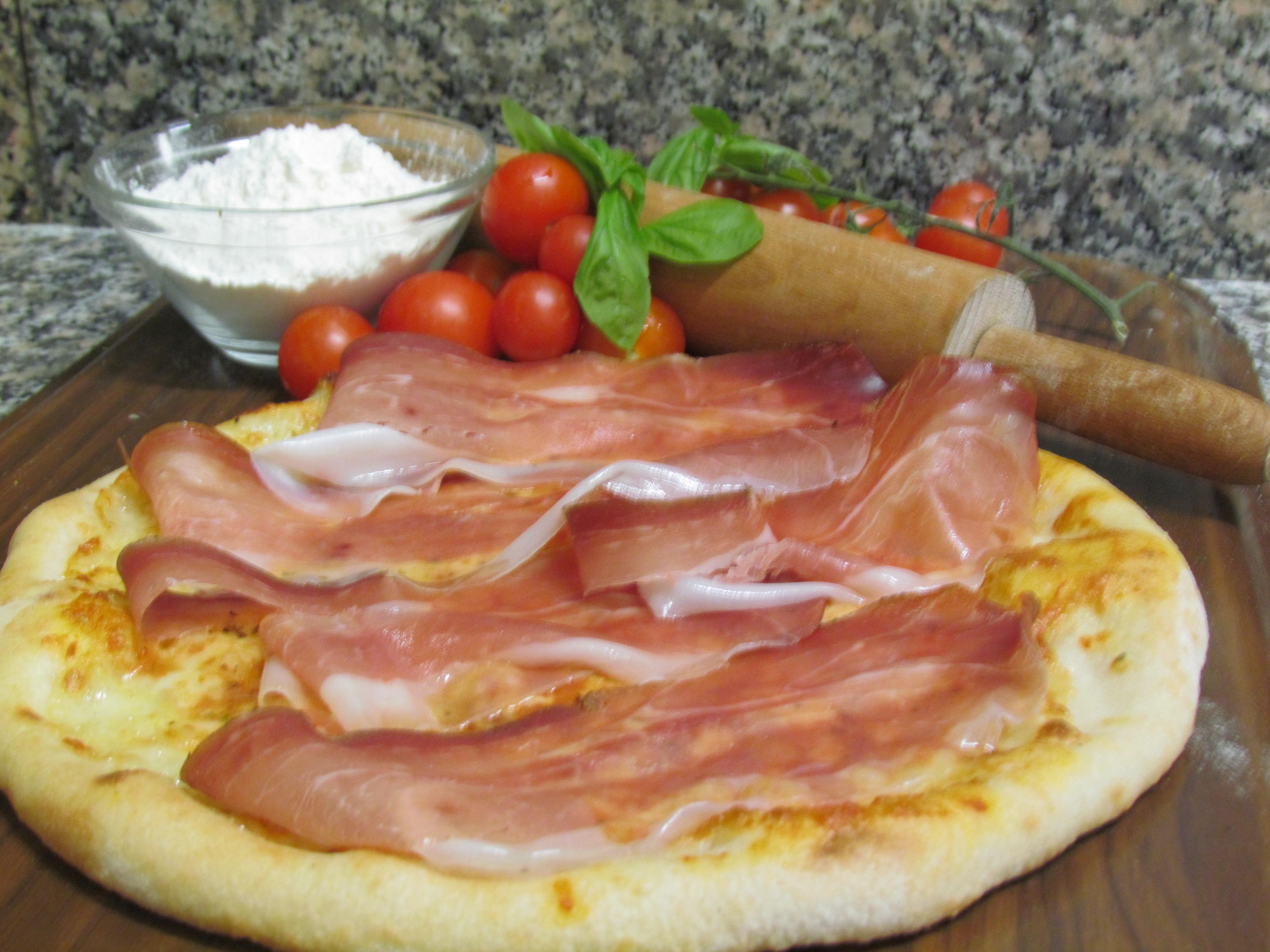 pizza allo speck